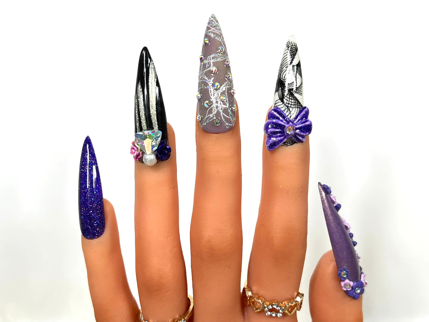 NFL FLOWERS, RIBBONS, and BOWS XL STILETTO 10 PIECE SET UV GEL FULL COVER PRESS-ON-NAILS